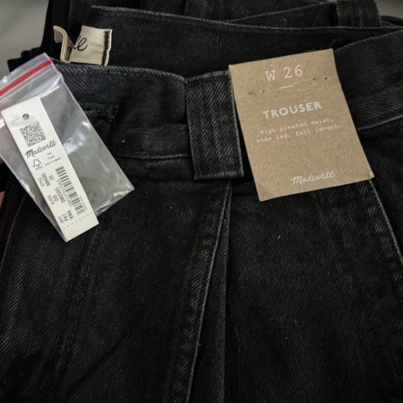 The Perfect Vintage Wide-Leg Jean: Seam Edition - Picture 4 of 5